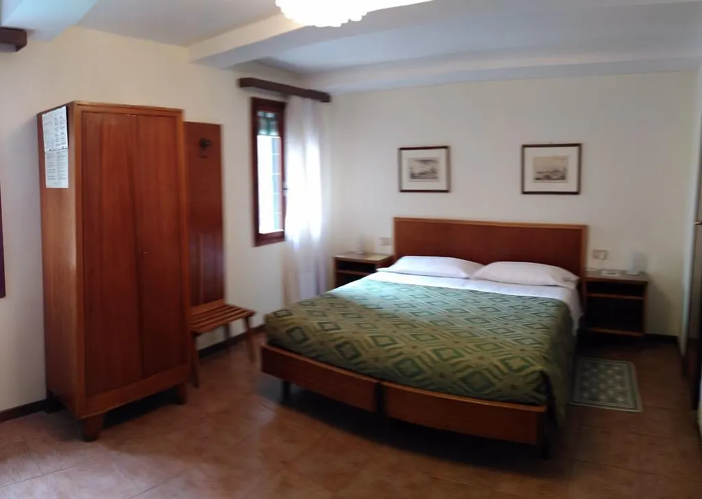 Albergo Al Gobbo Venice Hotel