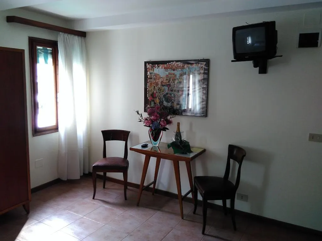Albergo Al Gobbo Venedik